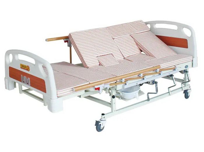 Кровать медицинская функциональная с туалетом Е05