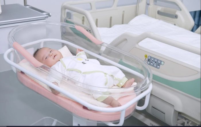 Кровать медицинская для новорожденных BC-107